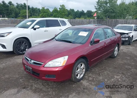 2006 Honda Accord 2.4 Ex z USA, uszkodzony, nr VIN 1HGCM56886A138496